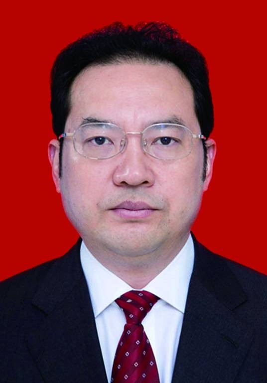 熊伟(重庆市江津区人民政府一级巡视员)