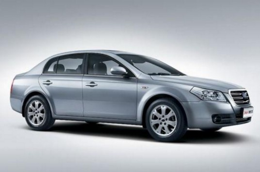 2012款奔腾B70 1.8L自动豪华型