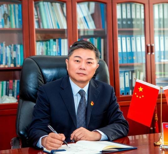 曾滨(中国工程院院士、预应力结构工程专家)