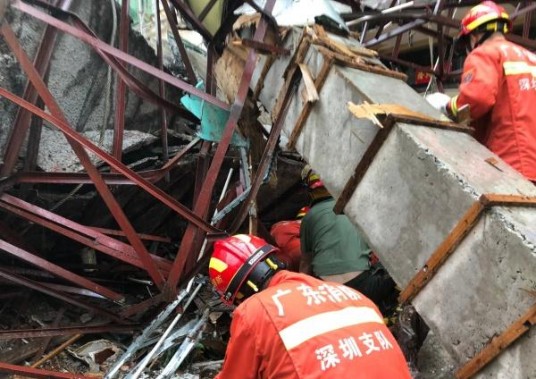 6·6深圳龙岗雨棚坍塌事故