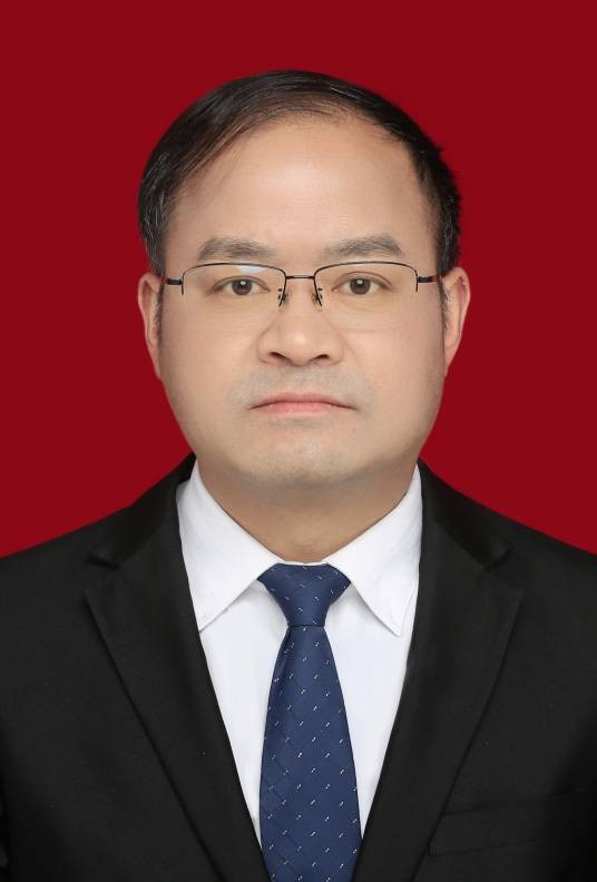 何山（四川省宜宾市政协副主席、农工党宜宾市委会主委）