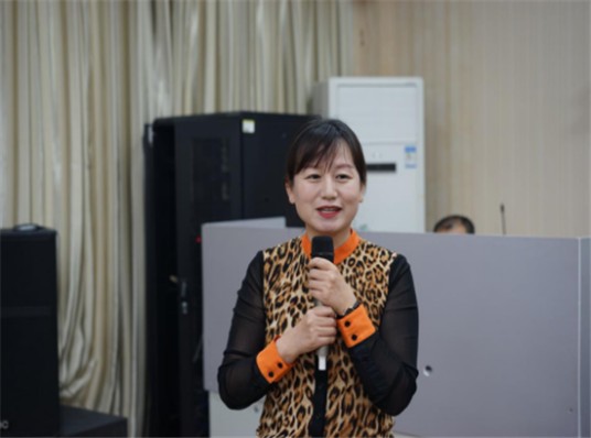 刘斐（山东大学附属中学教师）