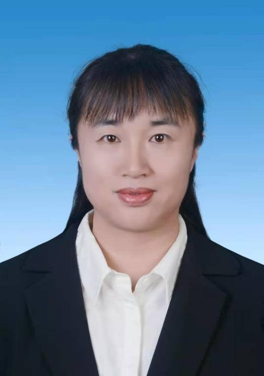 王君(漯河市召陵区政府党组成员,四级调研员)