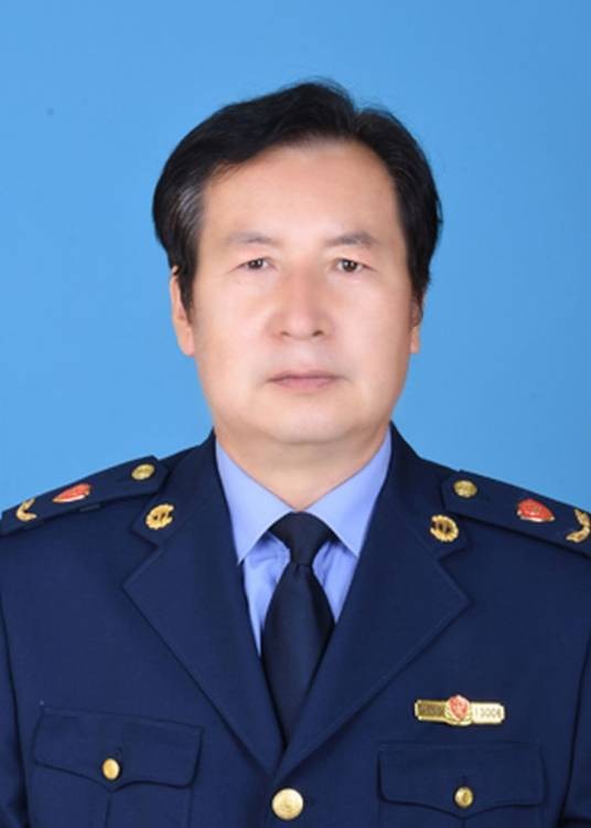 张青春（陕西省彬州市市场监管局党委委员）