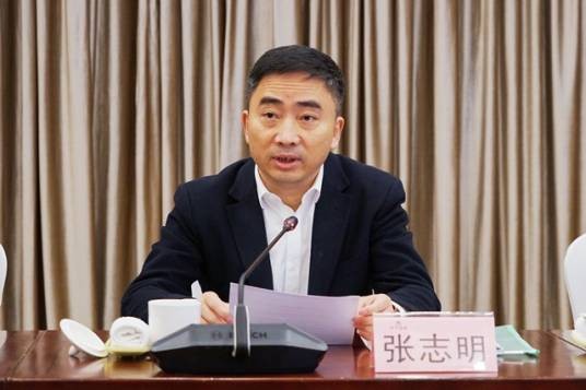 张志明（江苏省张家港市委常委、经开区党工委书记）