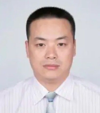 余强（昆明博美整形外科首席医师）