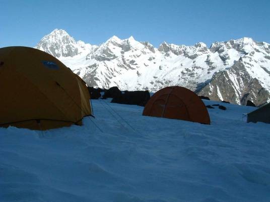 三奥雪山(四川阿坝藏族羌族自治州黑水县的山脉)