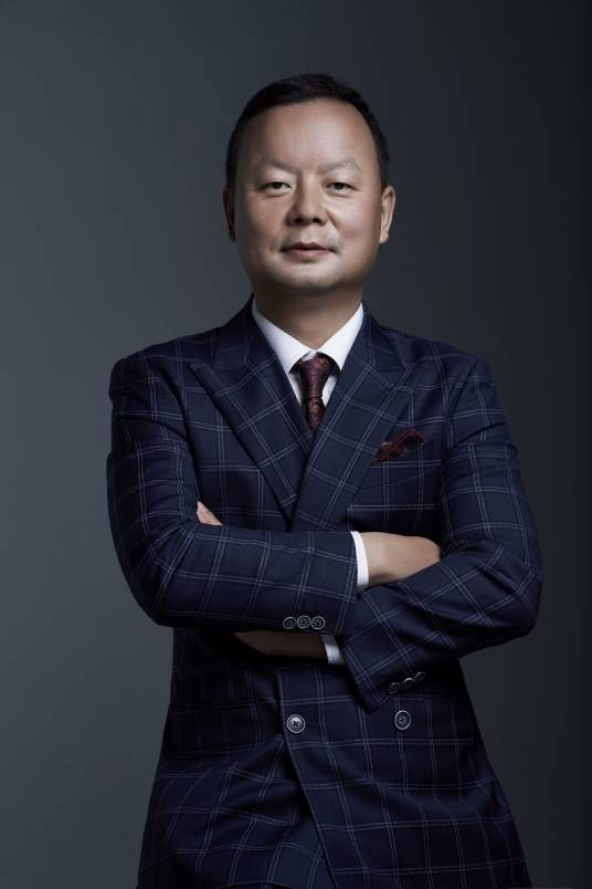 王志峰(名豪集团控股有限公司董事长)