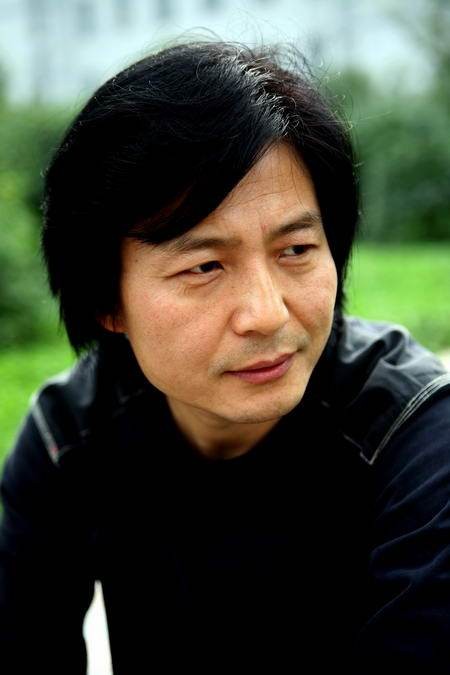 吕刚（西安建筑科技大学文学院教授）