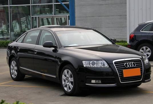 2010款奥迪A6L 3.0T FSI quattro 手自一体豪华型