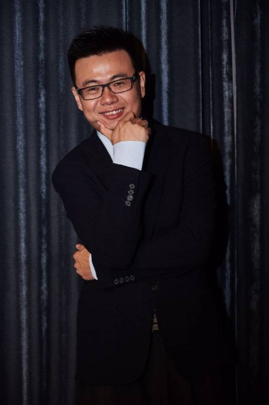 梁柱（腾讯音乐娱乐集团CEO，公司董事会成员）