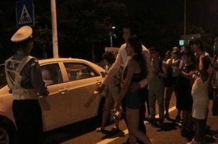 惊悚无头尸