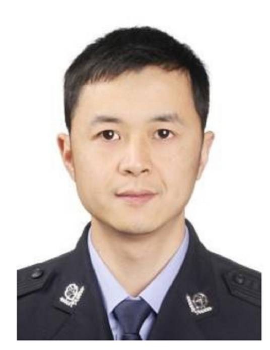 龙强（贵州省铜仁市德江县人民政府党组成员、副县长、县公安局局长）