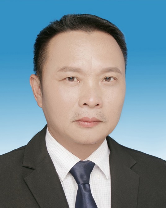 张伟宏（儋州市退役军人事务局党组成员、副局长）