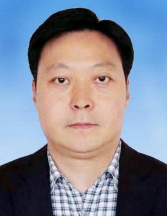 黄晓明(赣州经开区管委会副主任,市公安局开发区分局党委书记、局长)