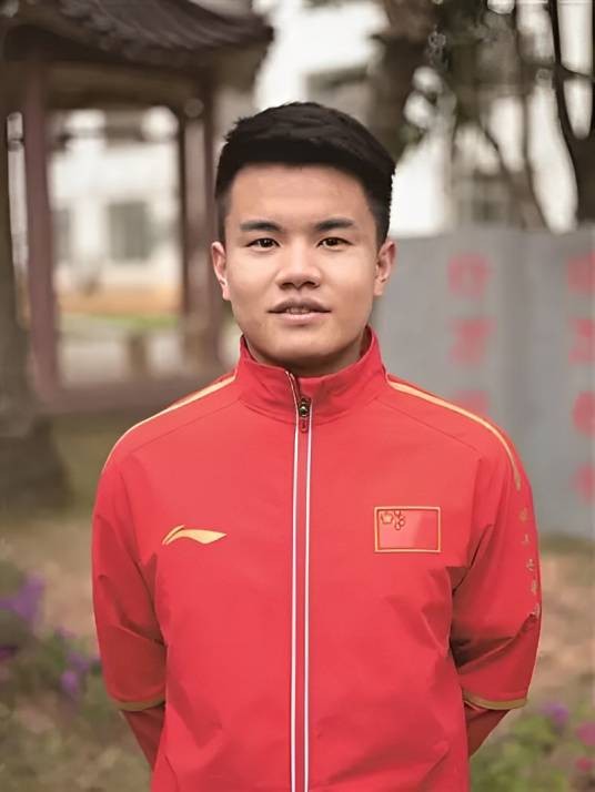 赵中豪