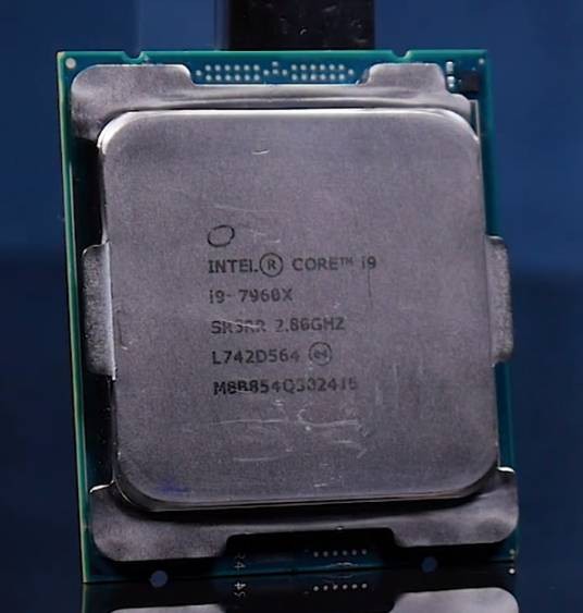 Intel 酷睿i9 7960X