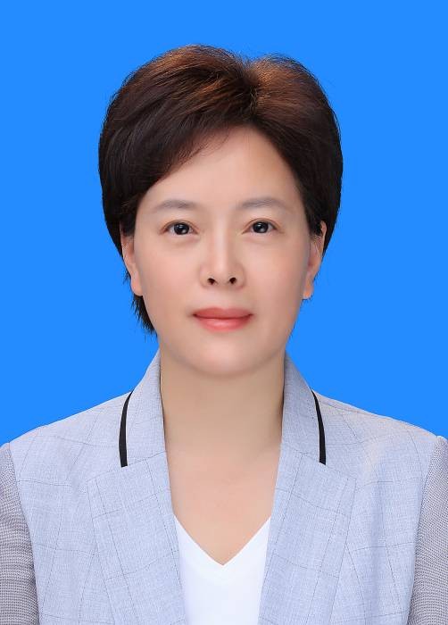朱莉(四川省德阳市委常委、统战部部长,德阳市总工会第七届委员会主席)