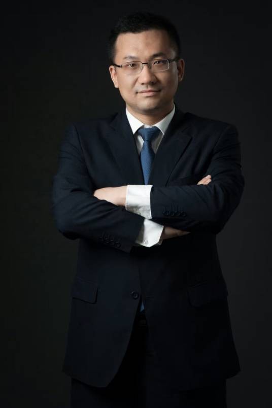 方兴（律师）