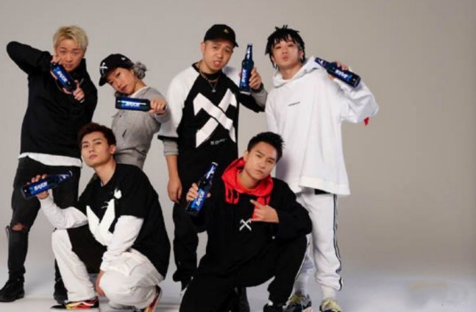 x-crew舞团