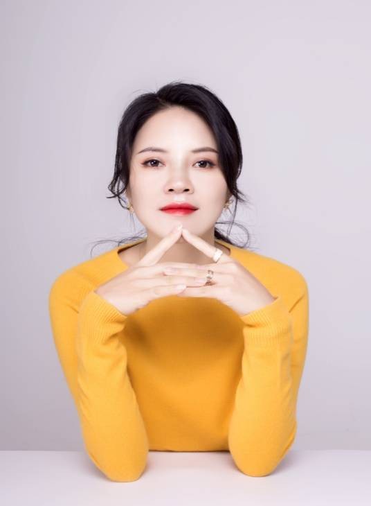 黄莉(南京资深室内设计师)
