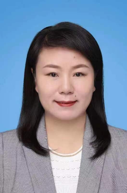 丁芳（宁夏回族自治区残疾人联合会党组成员、副理事长）
