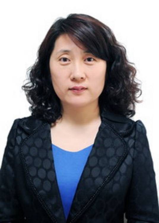 宋英（中央戏剧学院副院长）