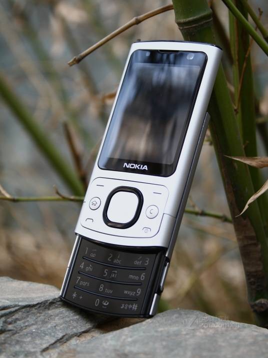 诺基亚6700s