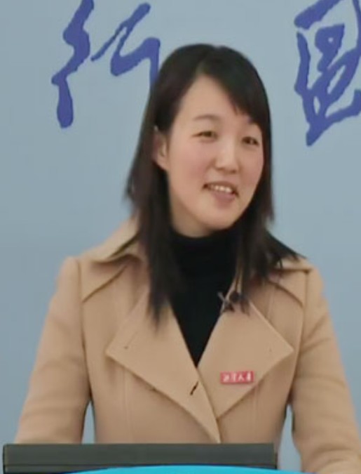 田华（湘潭大学副教授）