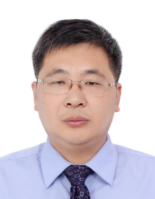 王明义（威海市立医院中心实验室主任、高级技师）