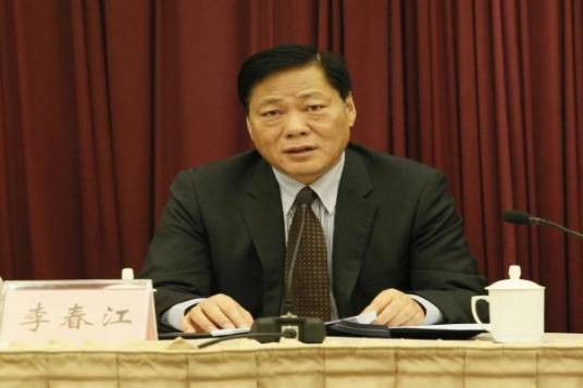 李春江（江苏省农垦集团有限公司原党委书记、董事长）