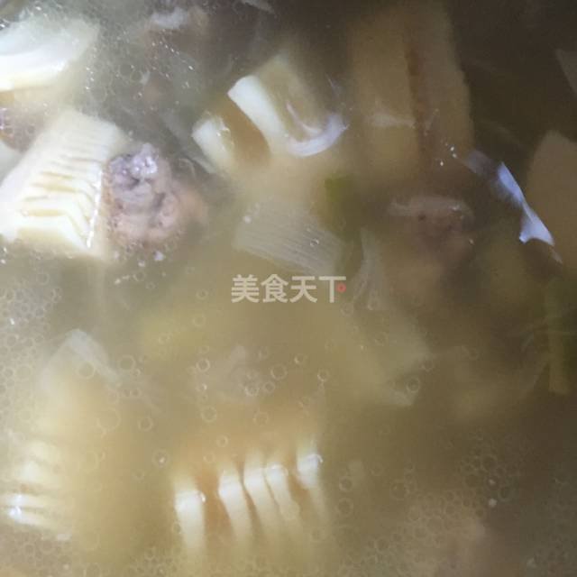 竹笋排骨汤的好吃做法?
