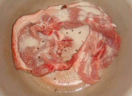 10斤肉放多少盐最好?