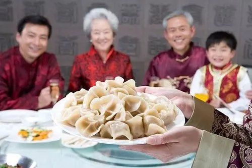 什么节日要吃饺子？为什么呢？