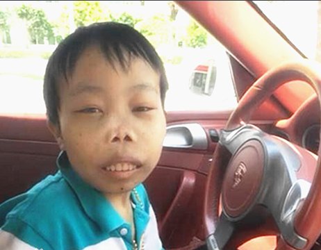 还记得“外星人”陈山吗？24岁赚过亿却将一手好牌打稀碎，他现在还好吗？