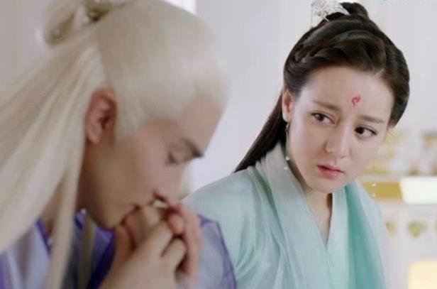 为什么《三生三世枕上书》里面的成玉一直都不接受连宋的心意?