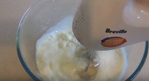 牛奶可以打成奶油吗?