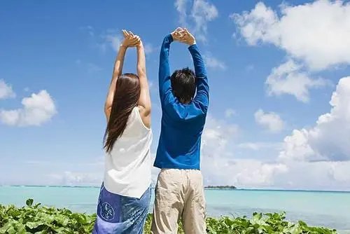 在分手后，女孩都有什么样的后悔的表现？