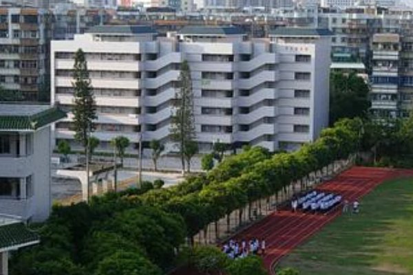 汕头市排在前十名的学校是哪些