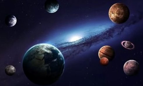 太阳离地球多少光年?