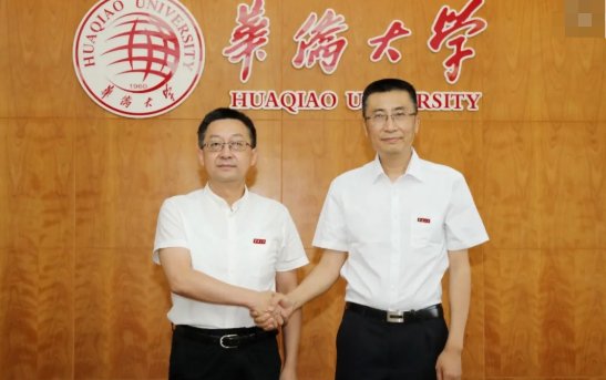 党委书记和校长哪个大?