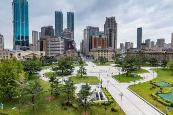 青岛和大连哪个城市好