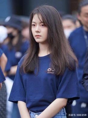 赵今麦素颜原来这么美，曾就读沈阳二中，原来那时候就这么美，你知道吗？