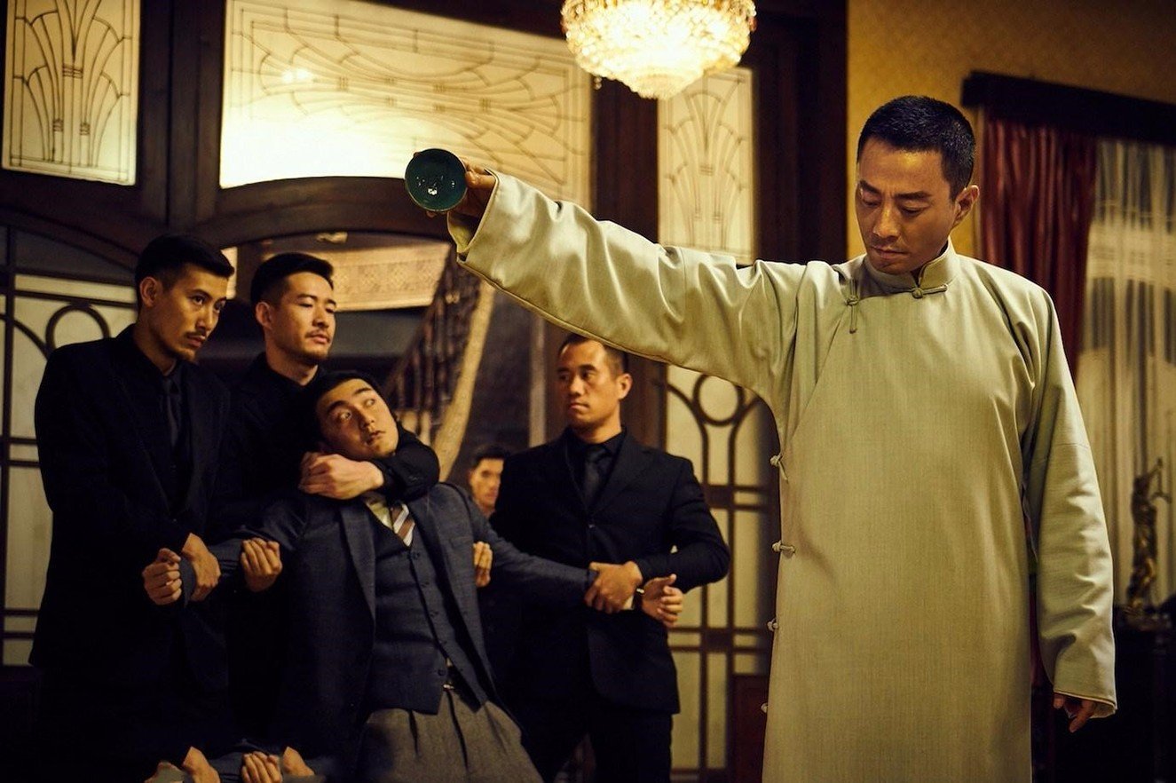 青帮幕后的真正老大是谁,黄金荣见他要敬礼,杜月笙见他要磕头?