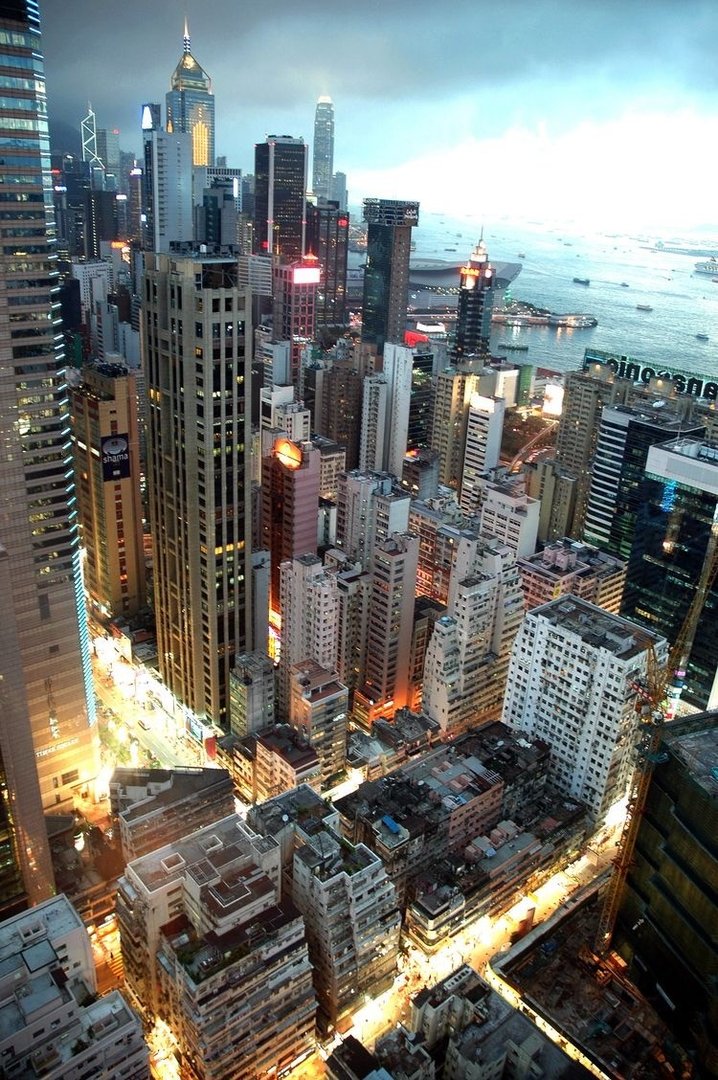 香港的富人区在哪个区?穷人区又是在哪个区?