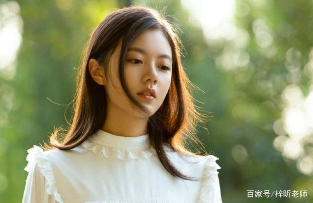 赵今麦素颜原来这么美，曾就读沈阳二中，原来那时候就这么美，你知道吗？