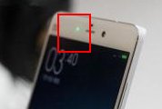 我的小米手机开机后一直显示mi,为什么