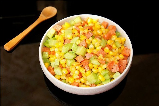 黄瓜，玉米粒，火腿肠如何炒
