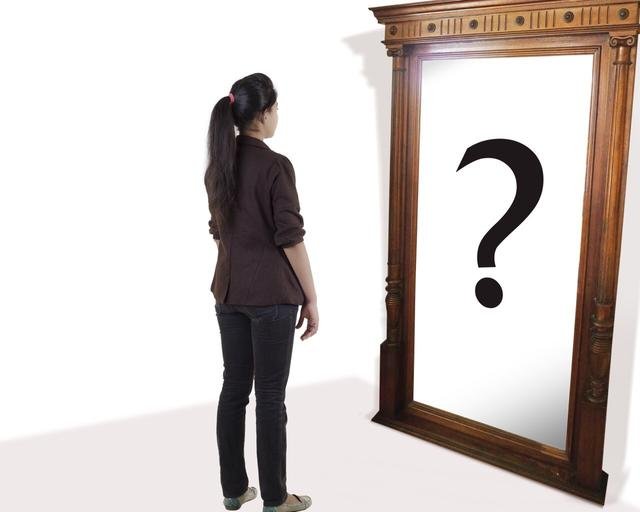 镜子和照片的相貌，是你真实的相貌吗？