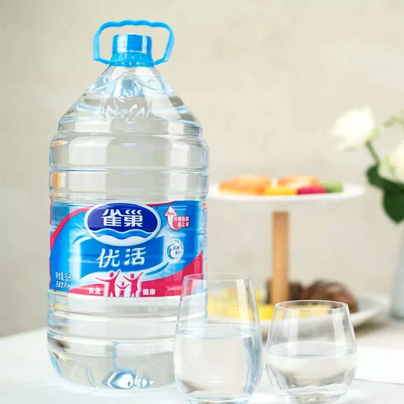 一瓶普通矿泉水多少ml